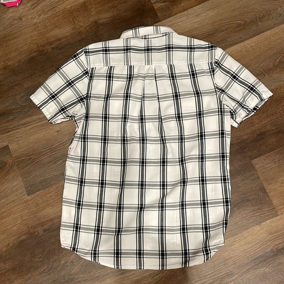 VANS Short Sleeve Plaid Button Down - Picture 8 of 8